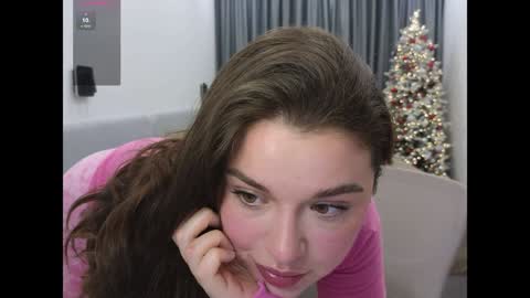 Ariana online show from December 16, 9:09 pm