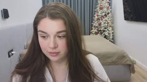 Ariana online show from December 28, 8:36 pm