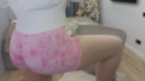 Ariana online show from January 8, 9:12 pm