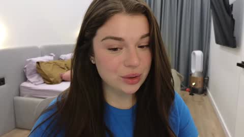 Ariana online show from February 5, 8:57 pm