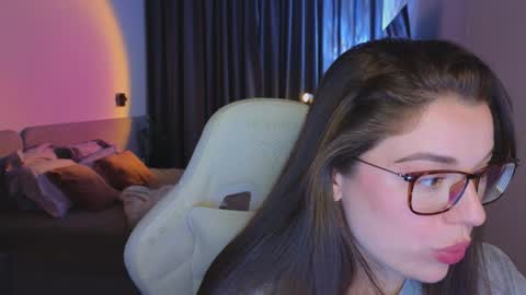 Ariana online show from October 4, 8:51 pm