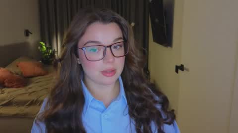 Ariana online show from November 1, 8:22 pm