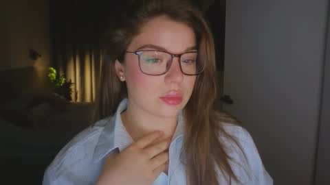 Ariana online show from November 9, 9:24 pm