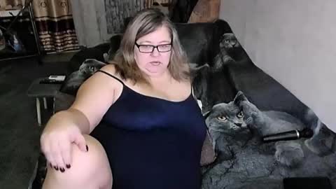 Snapshot of tviks chatting on November 24, 10:53 pm Lana online show from November 24, 10:53 pm