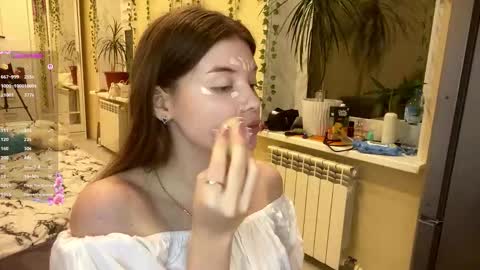 Snapshot of twandalazzar chatting on February 10, 5:06 pm Emily online show from February 10, 5:06 pm