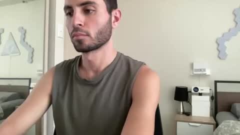 Snapshot of twikboy chatting on February 1, 4:14 am Twinkboy online show from February 1, 4:14 am