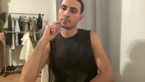 Snapshot of twikboy chatting on September 25, 8:34 pm Twinkboy online show from September 25, 8:34 pm