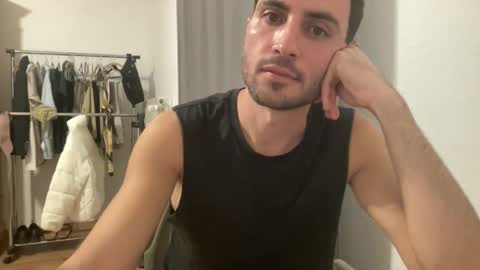 Snapshot of twikboy chatting on October 2, 8:27 pm Twinkboy online show from October 2, 8:27 pm