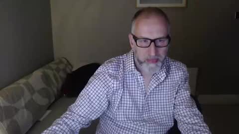 twilightchilli online show from April 16, 7:58 pm