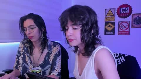 Eve  Lili online show from January 31, 9:02 pm