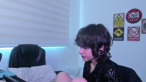 Eve  Lili online show from May 26, 3:52 pm