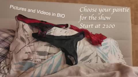Snapshot of twinflamedesire chatting on October 27, 6:12 pm TwinFlameDesire online show from October 27, 6:12 pm