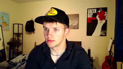 twink2048 online show from May 16, 12:40 am