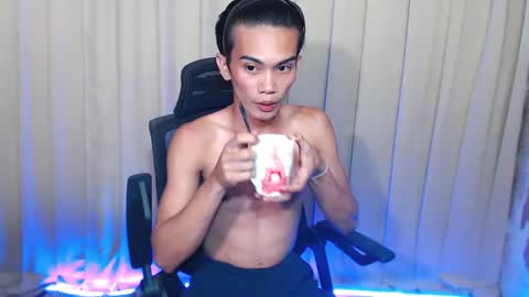 twink_clint online show from March 3, 7:06 pm