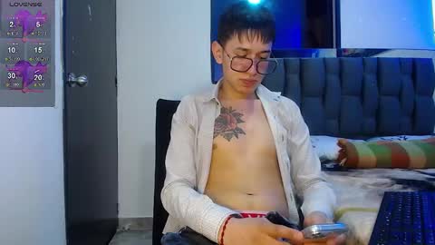 Mr Daren online show from February 24, 8:36 pm