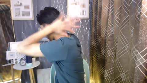 Aladin online show from December 28, 12:35 pm