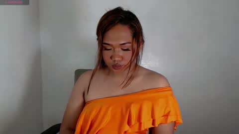 Snapshot of twinkcheska chatting on November 16, 4:07 am Cheska Schock online show from November 16, 4:07 am