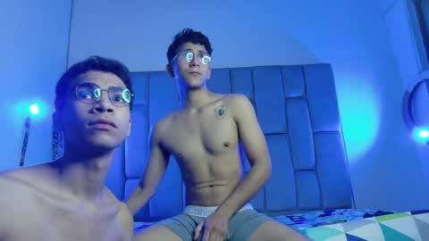 twinksecrets_ online show from February 19, 11:06 am