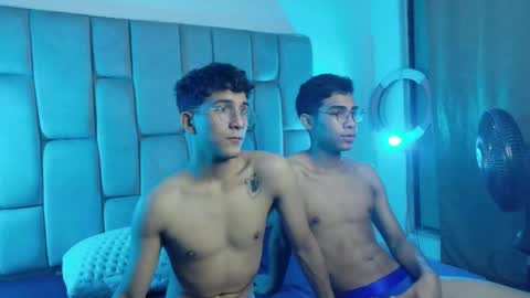 twinksecrets_ online show from February 24, 11:08 am