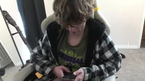 shytwink online show from February 3, 8:03 pm