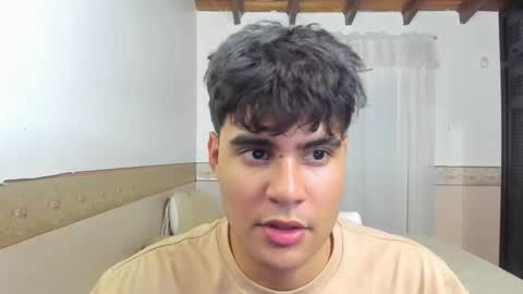 twinkwolf2 online show from March 3, 2:07 am