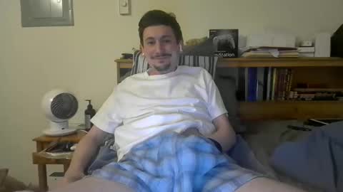 TwinkyMcgee online show from June 1, 5:42 am