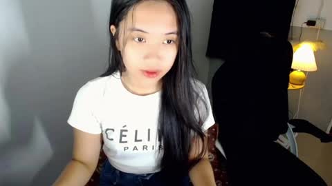 Snapshot of twinning_angelxx chatting on July 19, 12:36 am Belle and Susie online show from July 19, 12:36 am
