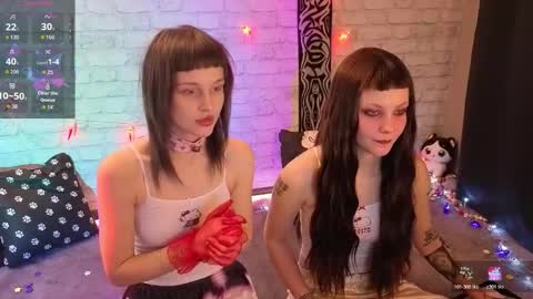 Sin and Skin online show from December 20, 6:04 pm