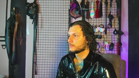 Clio  Tadeo online show from January 28, 12:00 pm