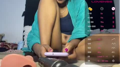 twnkytwinkle online show from June 30, 3:07 am