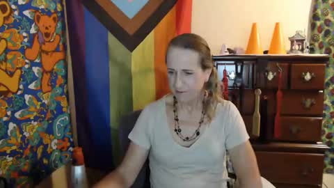 Snapshot of twocumkerry chatting on October 18, 7:09 am twocumkerry online show from October 18, 7:09 am