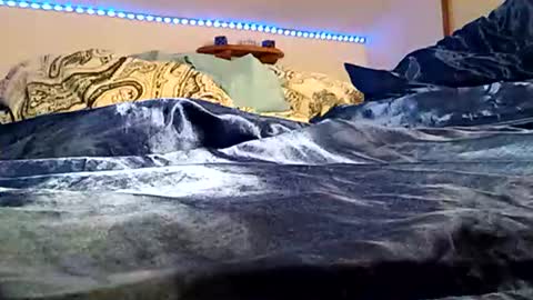 Snapshot of twohorny866 chatting on November 5, 7:30 am Twohorny866 online show from November 5, 7:30 am