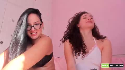 twoistrouble_ online show from October 3, 6:43 am