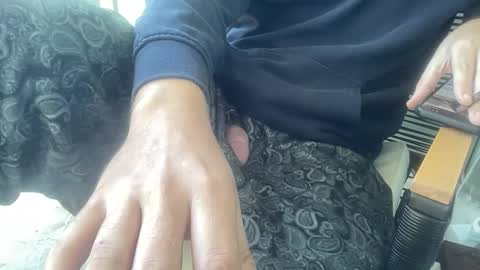 txsizedhog420 online show from November 4, 3:44 pm