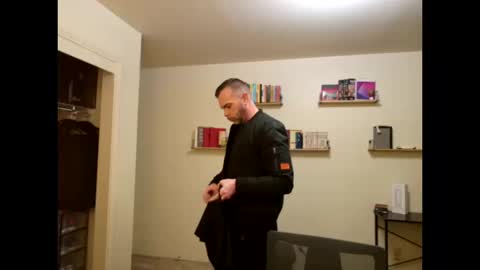 TylerDavid online show from October 14, 7:14 pm