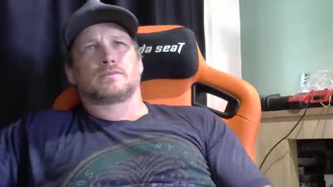 tyfinns69568194 online show from December 18, 2:50 am