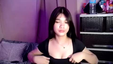 Snapshot of tyladine chatting on October 7, 11:40 am tyladine online show from October 7, 11:40 am