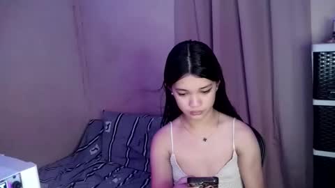 Snapshot of tyladine chatting on October 10, 10:36 am tyladine online show from October 10, 10:36 am