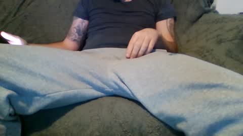 tyler1503857431 online show from April 5, 7:05 am