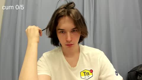 Snapshot of tyler__johnson chatting on January 21, 1:29 am Tyler  johnson online show from January 21, 1:29 am