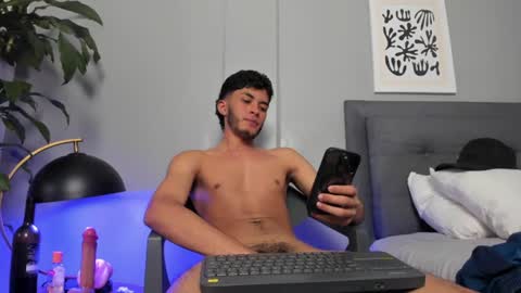 Tyler Fox online show from June 30, 9:10 am