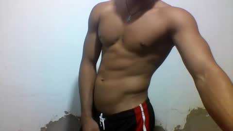 Snapshot of tyler_gold823 chatting on February 13, 1:15 pm Tyler online show from February 13, 1:15 pm