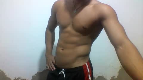 Snapshot of tyler_gold823 chatting on February 15, 1:05 pm Tyler online show from February 15, 1:05 pm