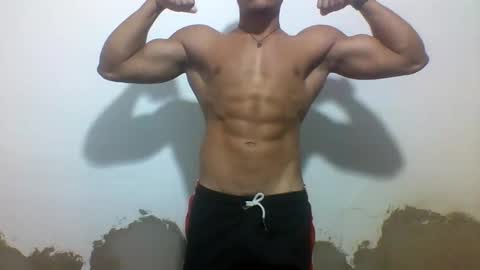 Snapshot of tyler_gold823 chatting on February 16, 4:10 pm Tyler online show from February 16, 4:10 pm