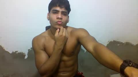 Snapshot of tyler_gold823 chatting on March 7, 4:55 pm Tyler online show from March 7, 4:55 pm