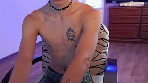 Tyler and Chris online show from October 11, 11:20 am