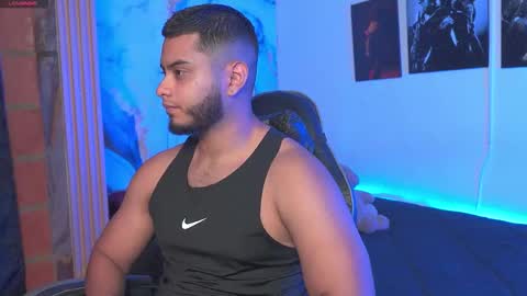 Snapshot of tyler_price01 chatting on September 19, 12:23 am Tyler online show from September 19, 12:23 am