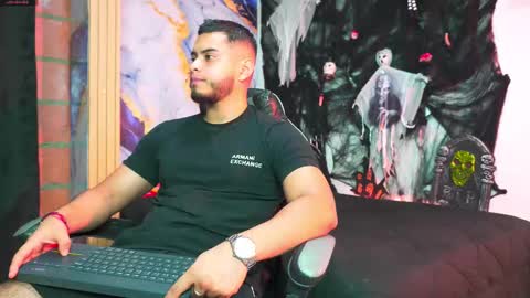 Snapshot of tyler_price01 chatting on October 17, 12:14 am Tyler online show from October 17, 12:14 am