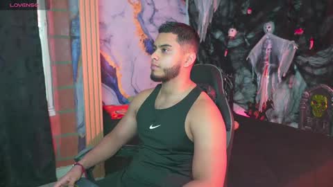 Snapshot of tyler_price01 chatting on October 23, 9:46 pm Tyler online show from October 23, 9:46 pm