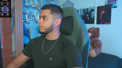 Snapshot of tyler_price01 chatting on February 6, 10:24 pm Tyler online show from February 6, 10:24 pm